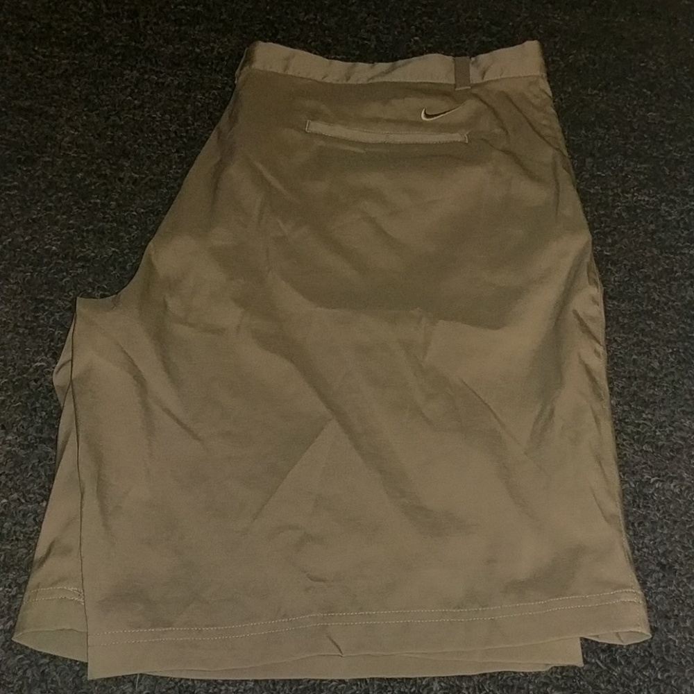 Nike golf shorts